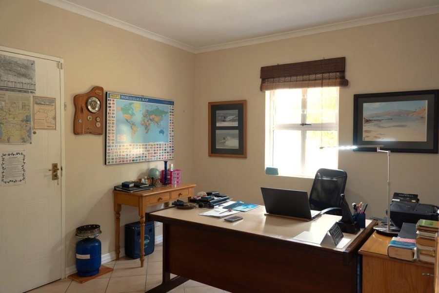 3 Bedroom Property for Sale in Summerstrand Eastern Cape
